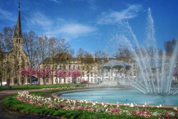 Tres Bel Appartement Dijonnais Place Wilson Gutembert Екстер'єр фото